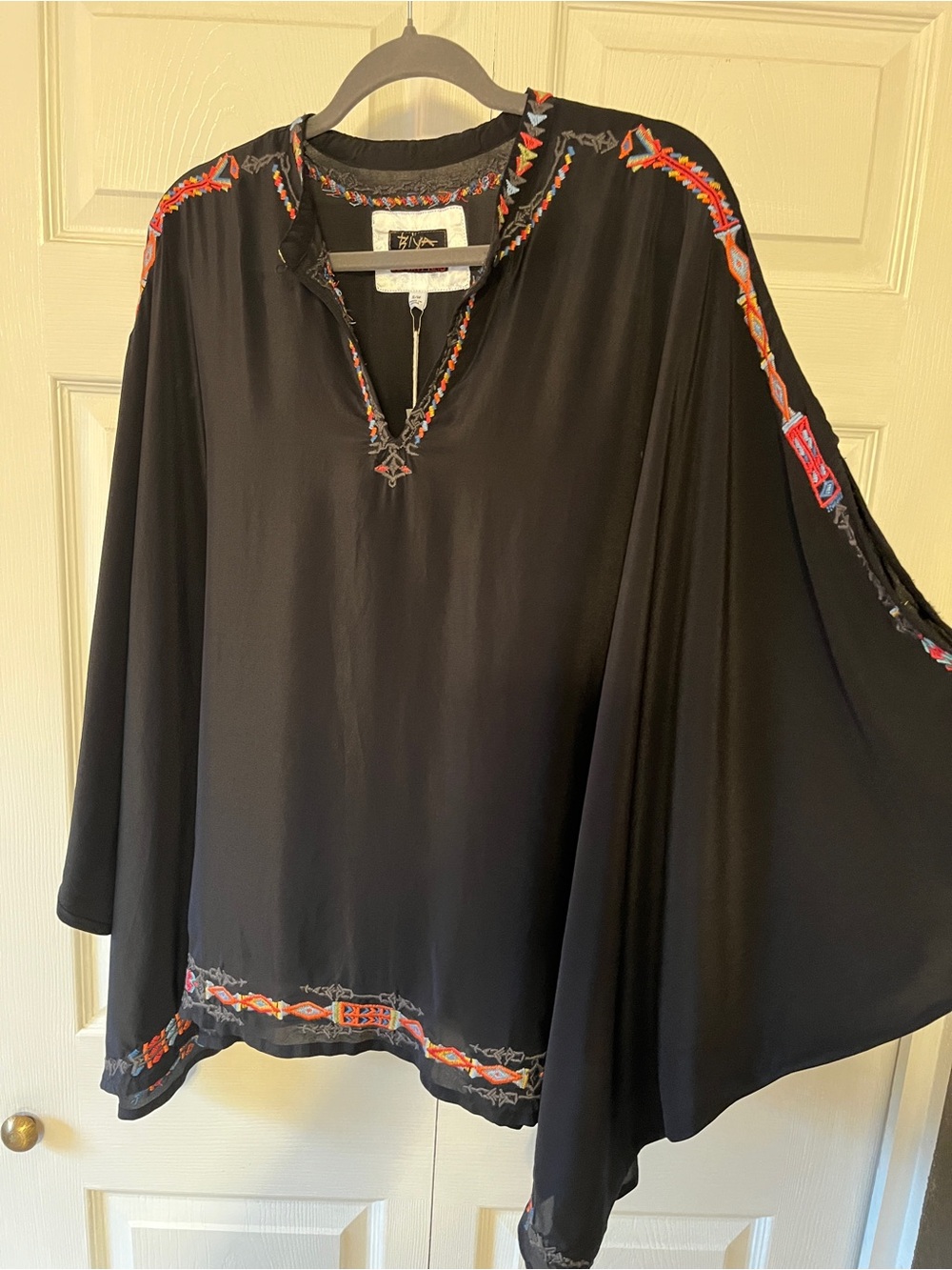 NWT. Johnny Was black 100% silk embroidered Sasha poncho size S/M